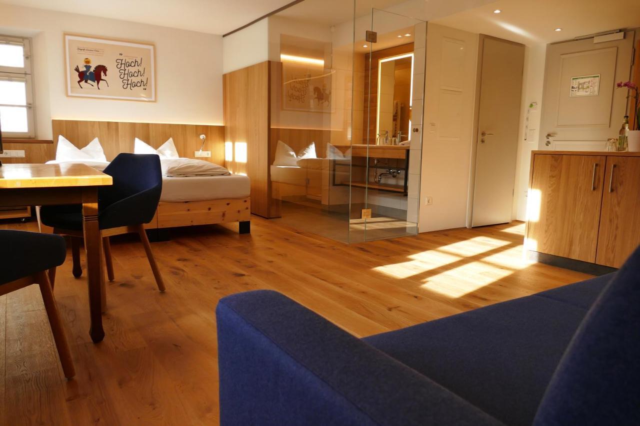 Hotel Zum Schwarzen Ross Und Gutmann Zur Post Hilpoltstein Eksteriør billede